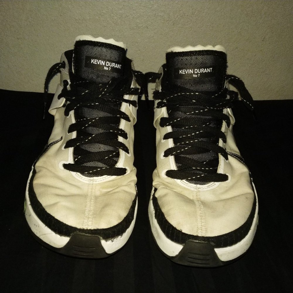 KD 13 Pure Platinum TB Sz 11 Basketball Shoes